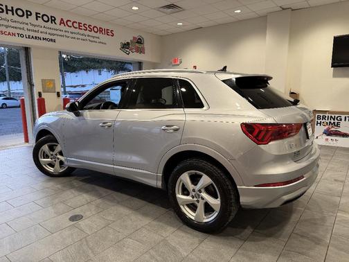 2019 Audi Q3 2.0T Premium