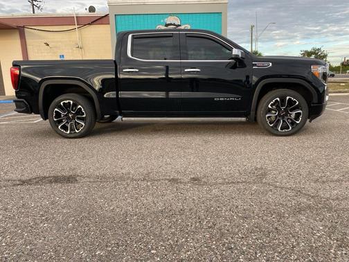 2022 GMC Sierra 1500 Denali