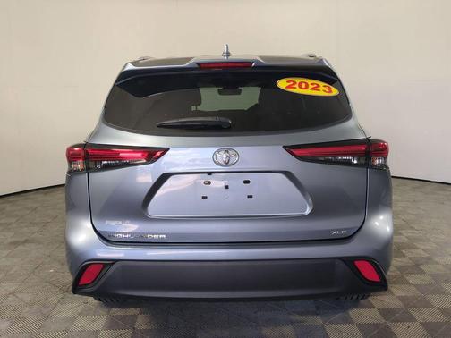 Blueprint 2023 Toyota Highlander XLE