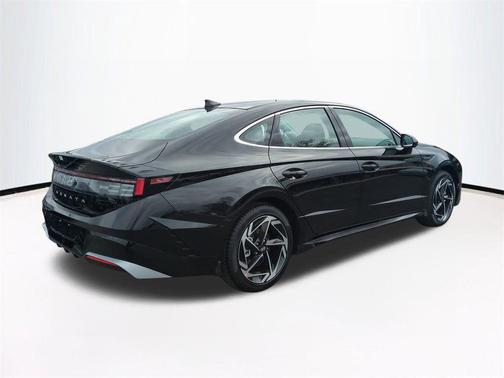 2026 Hyundai SONATA SEL