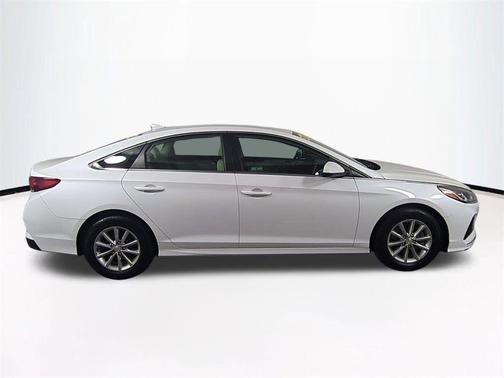 Quartz White Pearl 2019 Hyundai SONATA SE
