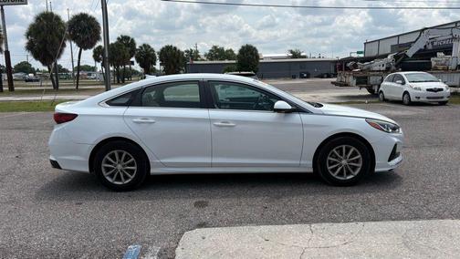 Quartz White Pearl 2019 Hyundai SONATA SE