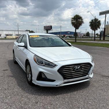 Quartz White Pearl 2019 Hyundai SONATA SE