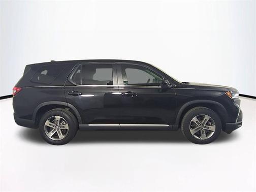 Crystal Black Pearl 2023 Honda Pilot 2WD EX-L 8 Passenger