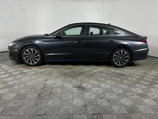 2022 Hyundai SONATA Limited