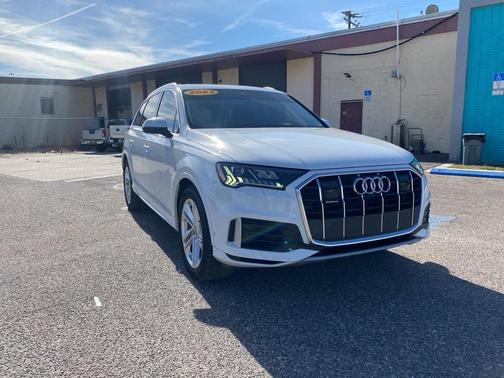 2023 Audi Q7 55 Prestige