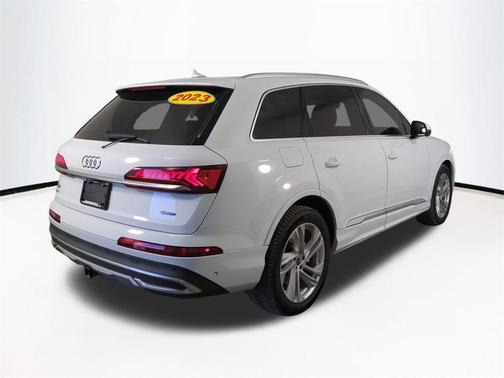 2023 Audi Q7 55 Prestige