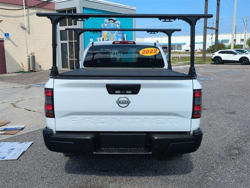 2022 Nissan Frontier S