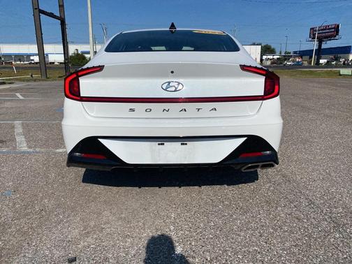 2022 Hyundai SONATA SEL