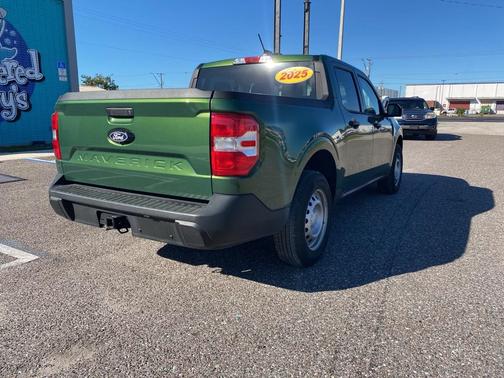 2025 Ford Maverick XL