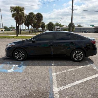 Aurora Black 2023 Kia Forte LXS