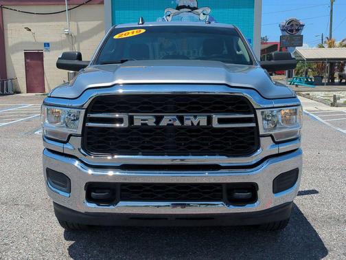 Billet Silver Metallic Clearcoat 2019 RAM 3500 Tradesman Regular Cab 4x4 8' Box