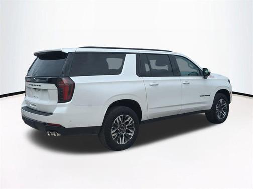 2025 Chevrolet Suburban 4WD Z71
