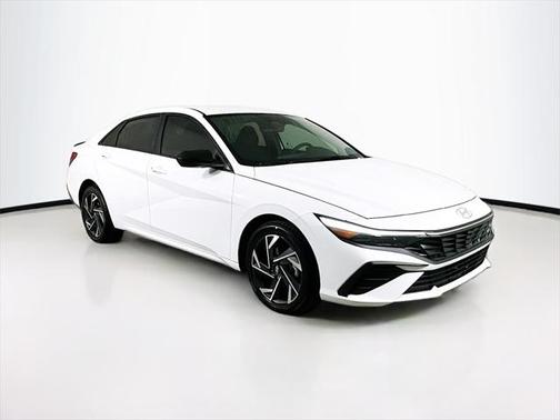 2025 Hyundai ELANTRA Sport