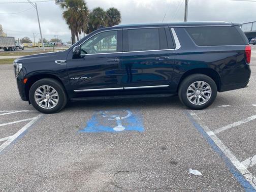 2024 GMC Yukon XL Denali