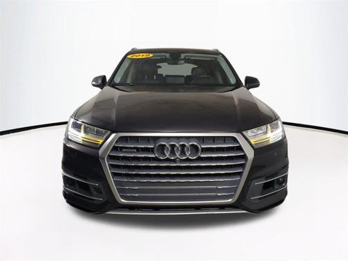 2019 Audi Q7 55 Prestige