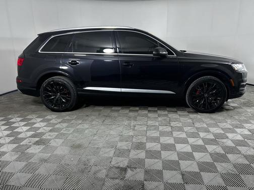 2019 Audi Q7 55 Prestige
