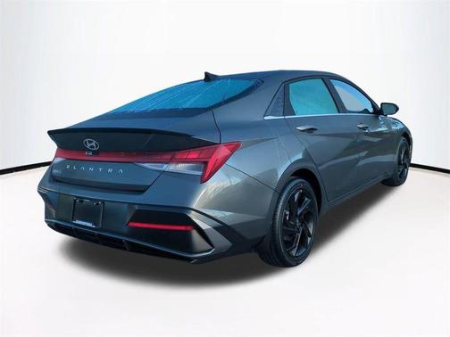 2026 Hyundai ELANTRA Sport