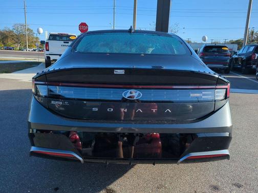 2026 Hyundai SONATA SEL