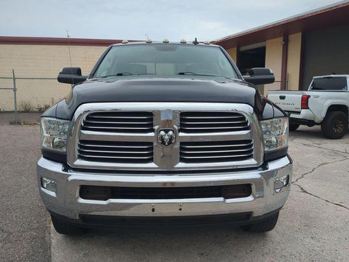 2017 RAM 2500 Big Horn Crew Cab 4x4 6'4' Box