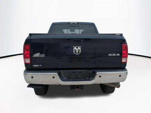 2017 RAM 2500 Big Horn Crew Cab 4x4 6'4' Box