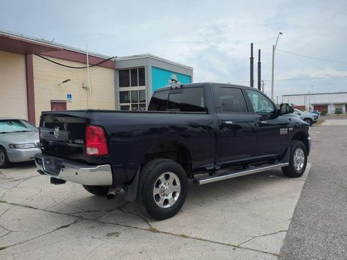 2017 RAM 2500 Big Horn Crew Cab 4x4 6'4' Box