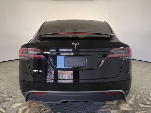 2023 Tesla Model X Standard Range