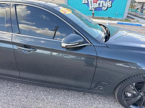 2023 Genesis G70 3.3T RWD