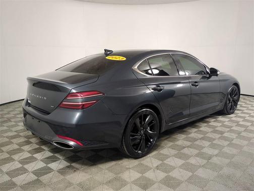 2023 Genesis G70 3.3T RWD