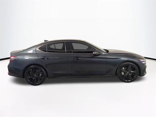 2023 Genesis G70 3.3T RWD