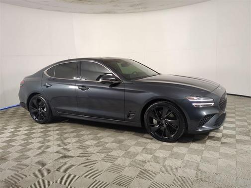 2023 Genesis G70 3.3T RWD