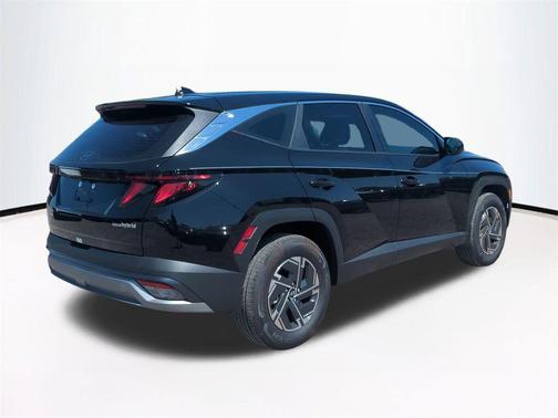 Ash Black 2026 Hyundai TUCSON Hybrid Blue SE