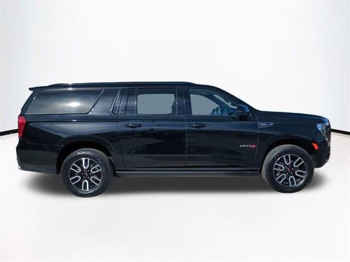 2024 GMC Yukon XL 4WD AT4
