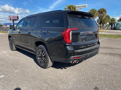 2024 GMC Yukon XL 4WD AT4