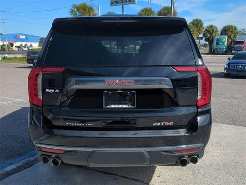 2024 GMC Yukon XL 4WD AT4