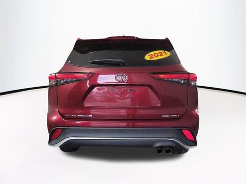 2021 Toyota Highlander XSE