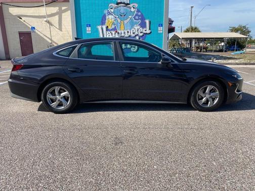 2023 Hyundai SONATA SE