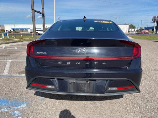 2023 Hyundai SONATA SE