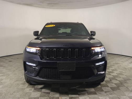 Midnight Sky 2024 Jeep Grand Cherokee Limited