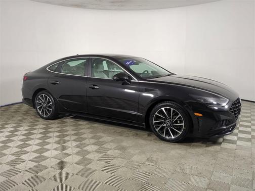 2022 Hyundai SONATA Limited