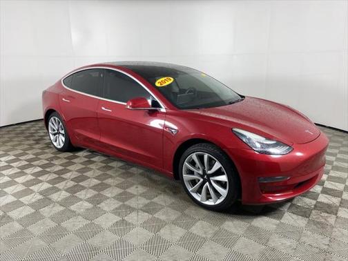 2019 Tesla Model 3 Standard Range Plus