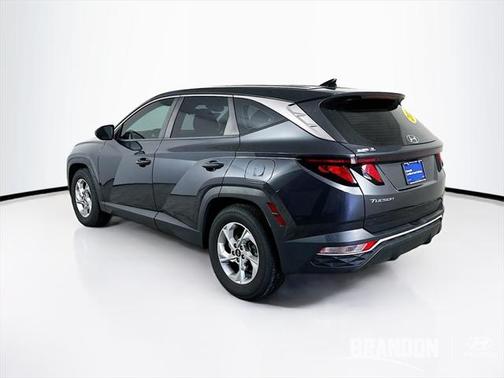2022 Hyundai TUCSON SE