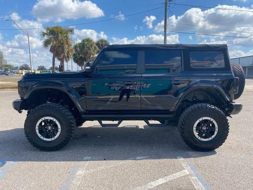 2022 Ford Bronco Badlands