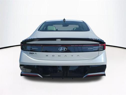 2026 Hyundai SONATA SEL