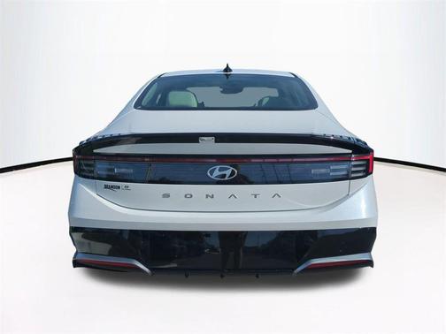 2026 Hyundai SONATA SEL