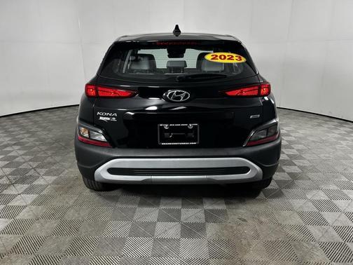 2023 Hyundai KONA SE