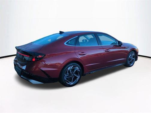 2026 Hyundai SONATA SEL
