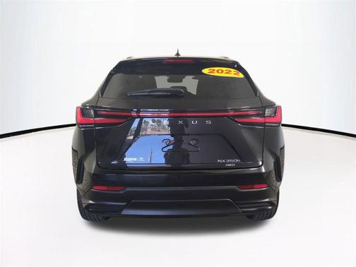 2022 Lexus NX 350h Luxury