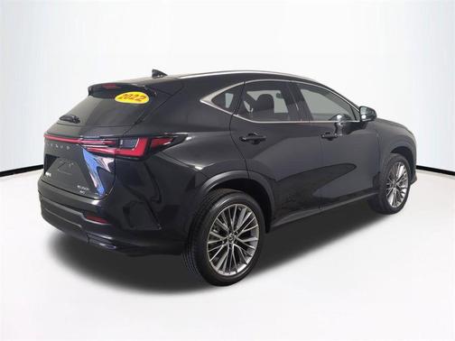2022 Lexus NX 350h Luxury
