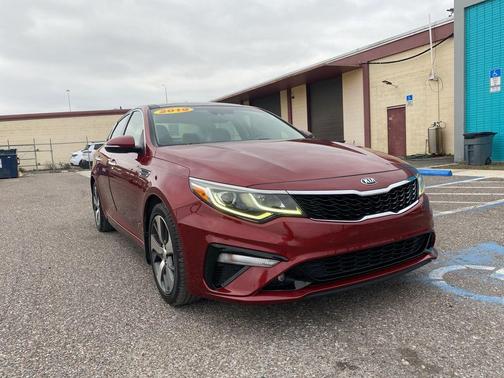 2019 Kia Optima S